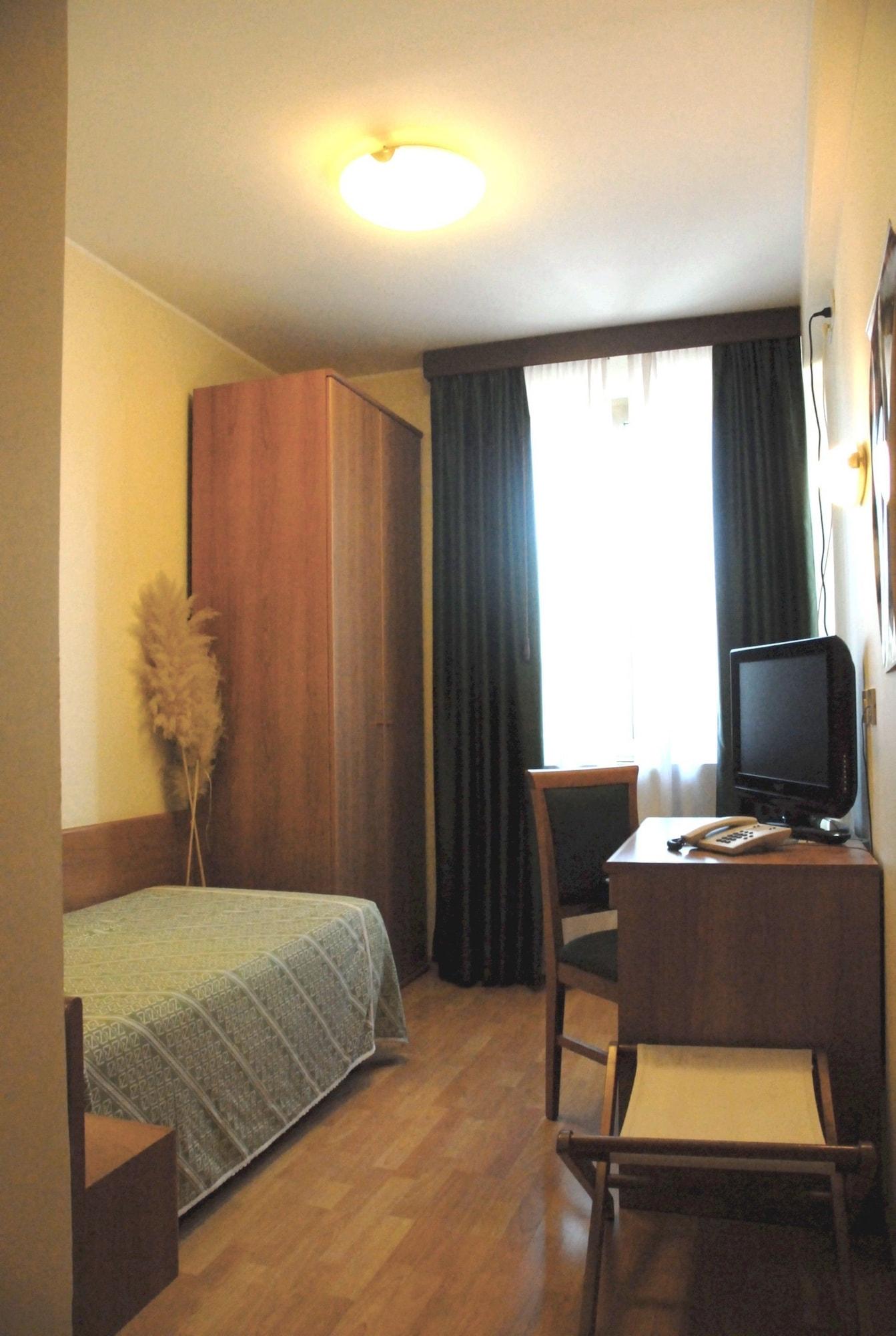 Hotel Sonia Trieste Ngoại thất bức ảnh