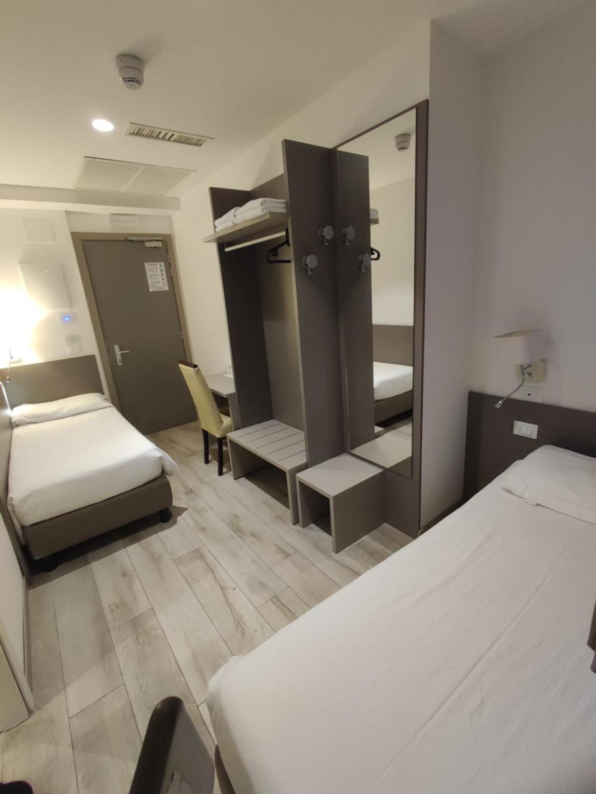 Hotel Sonia Trieste Ngoại thất bức ảnh